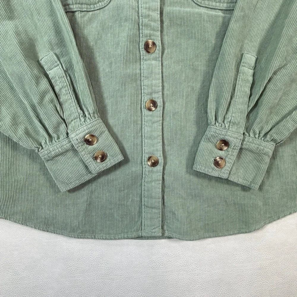 Levis Mens XL Sage Green Corduroy Button Down Shirt Jacket Shacket Oversized